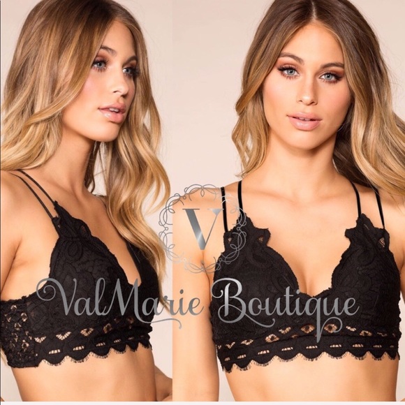 LAST 1! Removable padded crochet black bralette - Picture 2 of 3